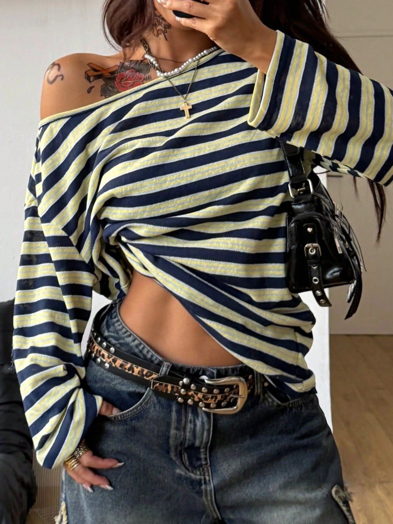여성용 오버사이즈 스트라이프 블루 오프숄더 슬랜트넥 드 - Off Shoulder Blouse 리뷰 및 가격